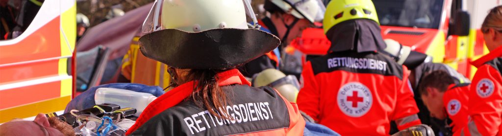 Startseiten Slider Rettungsdienst - Rettungskräfte im Einsatz