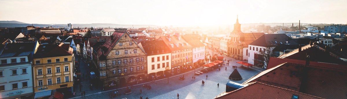 Blick auf Bayreut vom Rathaus hinab